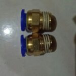 Konektor Fitting pneumatic lurus drat 1/4 selang 8 mm PC 8 - 02 KB52