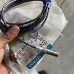E2E-X3D1-N E2E X3D1 N Inductive Standard Proximity Sensor PD86
