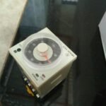 Timer H3CR-A8 H3CR A8 H3CR - A8 H3CRA8 24V DC With Socket PK19