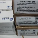 E3JK-TP11 40M PNP DC Through-beam Photoelectric Sensor OH18