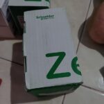 RXZE1M2C RXM2 SOCKET RELAY RXZE 1M2C PN10