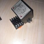 AFR-1 AFR 1 AC 220V floatless level relay switch dangan socket SD24