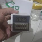 DH48S-2Z Timer Digital Time Delay Relay DH48S 2Z 220V dan Socket PH07