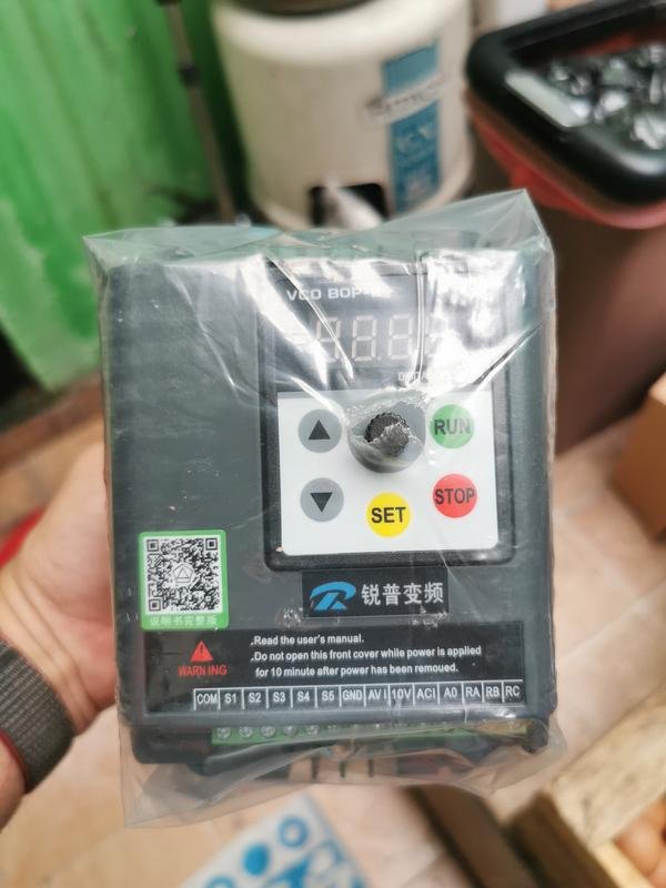 2.2KW 380V 3 Phase IN dan Output VFD Variable Frequency Inverter KN04