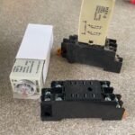 H3Y-2 Delay Timer Relay + Socket Base 220VAC 60s PD36