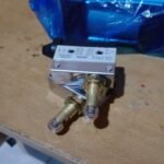 CZ-7311 CZ7311 TZ CZ 7311 Micro Limit Switch Momentary Roller PK57